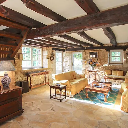 Charmante Maison Avec Piscine Ferienhaus