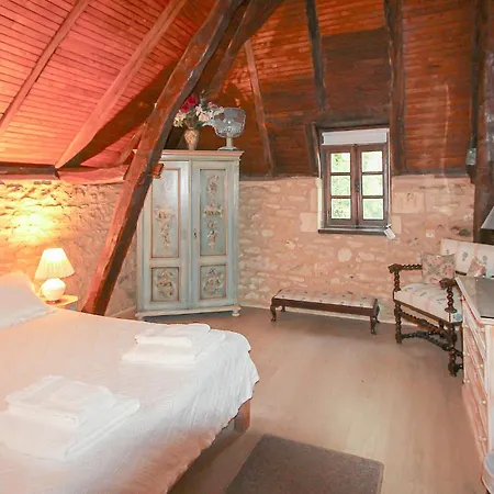 度假居 Charmante Maison Avec Piscine Fleurac (Dordogne)