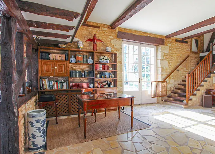 Charmante Maison Avec Piscine *