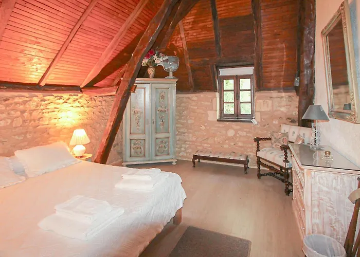 別荘 Charmante Maison Avec Piscine Fleurac