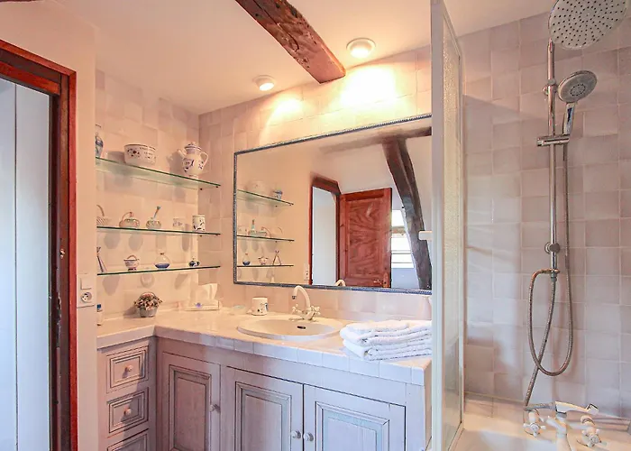 Charmante Maison Avec Piscine 別荘 Fleurac